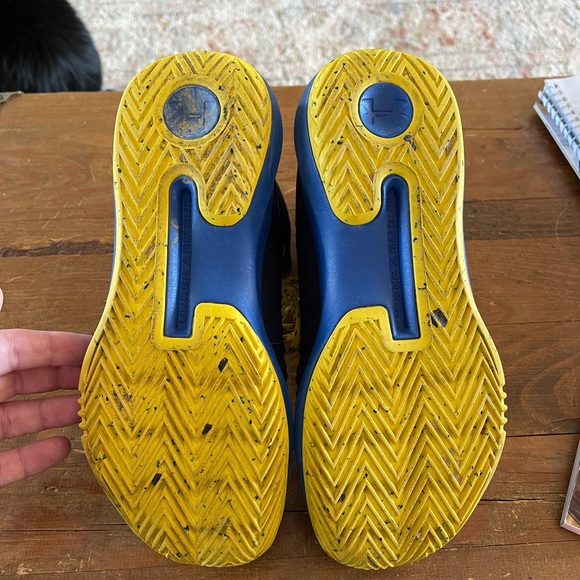 Under Armour Curry 2 Sneaker - Picture 8 of 10